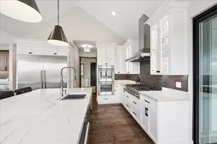 3873 Carlisle Dr, Crystal Lake, IL 60012 - Photo 15