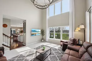 1138 Ridgewood Cir, Lake in the Hills, IL 60156 - Photo 3