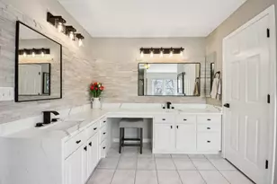 1138 Ridgewood Cir, Lake in the Hills, IL 60156 - Photo 21