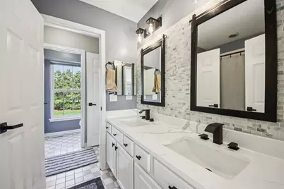 1138 Ridgewood Circle, Lake in the Hills, IL 60156 - Photo 27