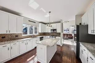 1138 Ridgewood Cir, Lake in the Hills, IL 60156 - Photo 5