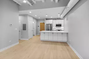 4637 N Ashland Ave, Chicago, IL 60640 - Photo 9