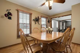 3431 Charlemaine Dr, Aurora, IL 60504 - Photo 5