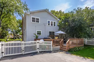 306 Northwood Rd, Riverside, IL 60546 - Photo 37