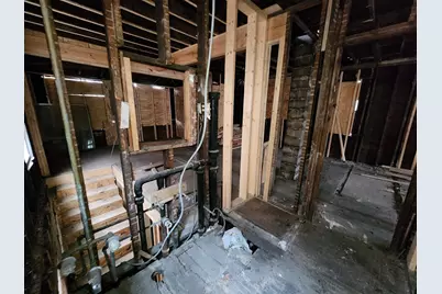 5733 S Wolcott Avenue, Chicago, IL 60636 - Photo 9