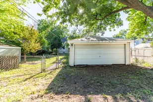 17633 Roy St, Lansing, IL 60438 - Photo 9