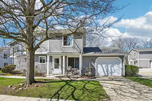 2466 Brunswick Cir, Woodridge, IL 60517 - Photo 1