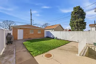 6558 S Karlov Ave, Chicago, IL 60629 - Photo 7