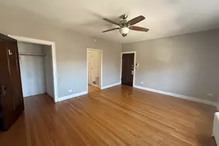 6914 W 21st Ave, Berwyn, IL 60402 - Photo 3