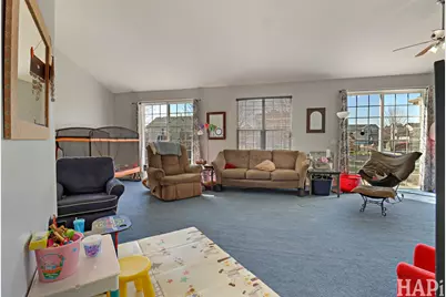 711 Wedgewood, McHenry, IL 60050 - Photo 5