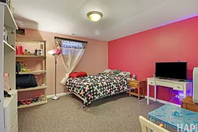 711 Wedgewood, McHenry, IL 60050 - Photo 21