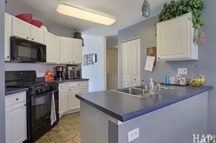 711 Wedgewood, McHenry, IL 60050 - Photo 9