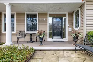 528 S Cook St, Barrington, IL 60010 - Photo 3