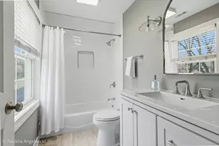 528 S Cook St, Barrington, IL 60010 - Photo 35