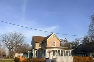 145 N 4th St, Capron, IL 61012 - Photo 1