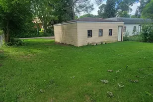 3024 Lawndale Ave, Rockford, IL 61101 - Photo 3