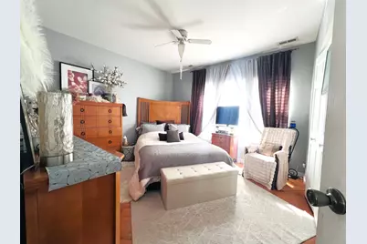 4956 W Parker Avenue #2, Chicago, IL 60639 - Photo 9