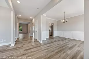 902 Hayden Dr, Yorkville, IL 60560 - Photo 3