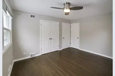 1006 Brookside Lane, Deerfield, IL 60015 - Photo 5