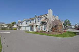 3S094 Timber Dr, Warrenville, IL 60555 - Photo 21