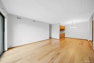 13240 W Circle Dr Pkwy, Crestwood, IL 60418 - Photo 9