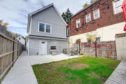 8404 S Exchange Avenue, Chicago, IL 60617 - Photo 25