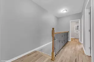 8404 S Exchange Ave, Chicago, IL 60617 - Photo 37