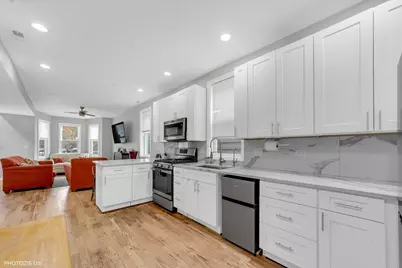 8404 S Exchange Avenue, Chicago, IL 60617 - Photo 7