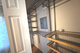 1581 Quaker Ln, Prospect Heights, IL 60070 - Photo 9