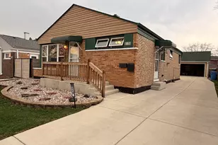 8118 S Kolmar Ave, Chicago, IL 60652 - Photo 1