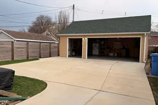 8118 S Kolmar Ave, Chicago, IL 60652 - Photo 25