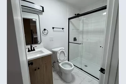 2156 W Arthur Avenue #1, Chicago, IL 60645 - Photo 11