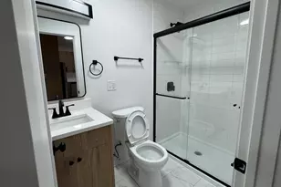 2156 W Arthur Ave, Chicago, IL 60645 - Photo 11