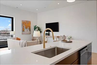 5340 N Lincoln Avenue #403, Chicago, IL 60625 - Photo 5