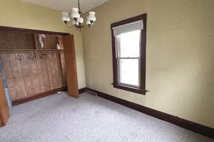 303 S Pleasant St, Princeton, IL 61356 - Photo 15