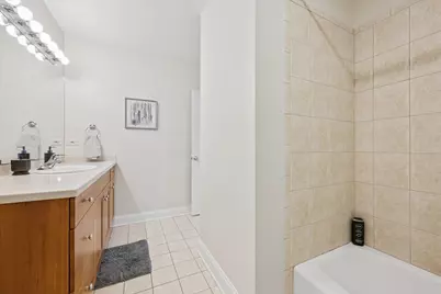 3755 N Racine Avenue #3C, Chicago, IL 60613 - Photo 27