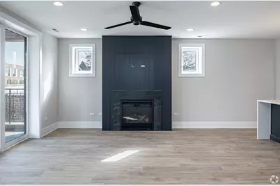 1647 W Irving Park Road #4E, Chicago, IL 60613 - Photo 5