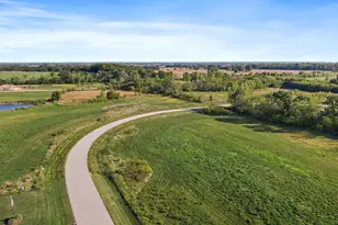 10216 Ellery Ln, Huntley, IL 60142 - Photo 7