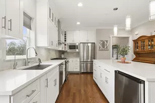 1465 Somerset Pl, Barrington, IL 60010 - Photo 5