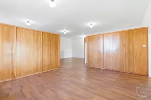 19 S Green St, Piper City, IL 60959 - Photo 7