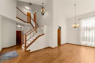 707 Marigold Ct, Naperville, IL 60540 - Photo 5