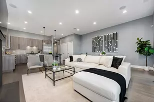 1017 N California Ave, Chicago, IL 60622 - Photo 5