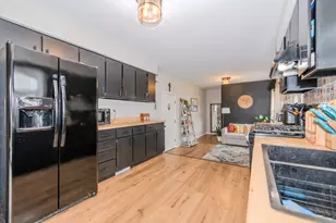 318 Cardinal Pl, Shorewood, IL 60404 - Photo 13