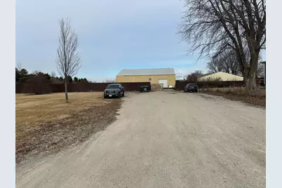 500 E Railroad Avenue, Leland, IL 60531 - Photo 1