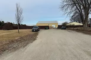 500 E Railroad Ave, Leland, IL 60531 - Photo 1