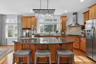 702 S Wilmette Ave, Westmont, IL 60559 - Photo 9