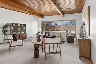 615 Robin Ridge, Elgin, IL 60123 - Photo 5