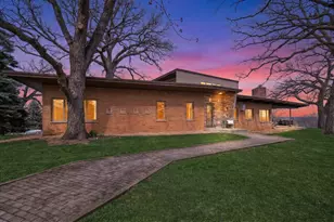 615 Robin Ridge, Elgin, IL 60123 - Photo 1