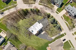 615 Robin Ridge, Elgin, IL 60123 - Photo 39