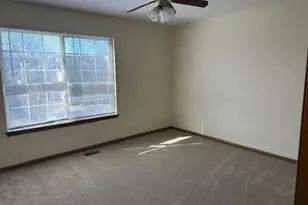 1217 Regent Dr, Mundelein, IL 60060 - Photo 17